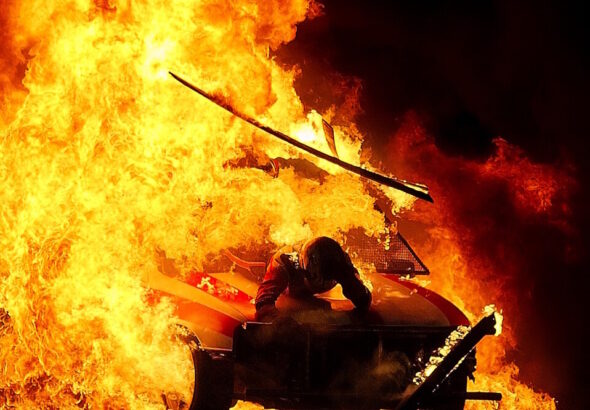 960px-Stunt_Pyrotechnics_Luc_Viatour